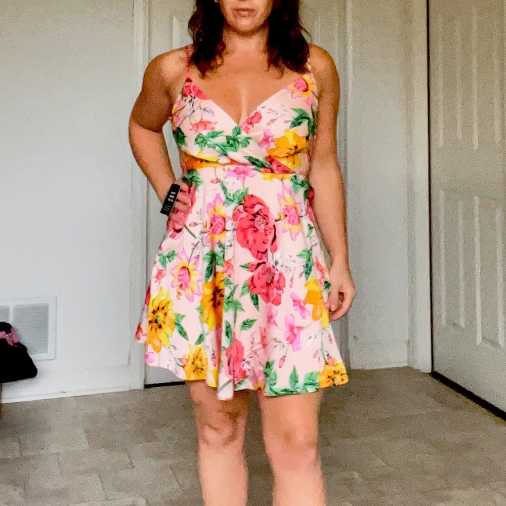 Express floral dress- with tags!